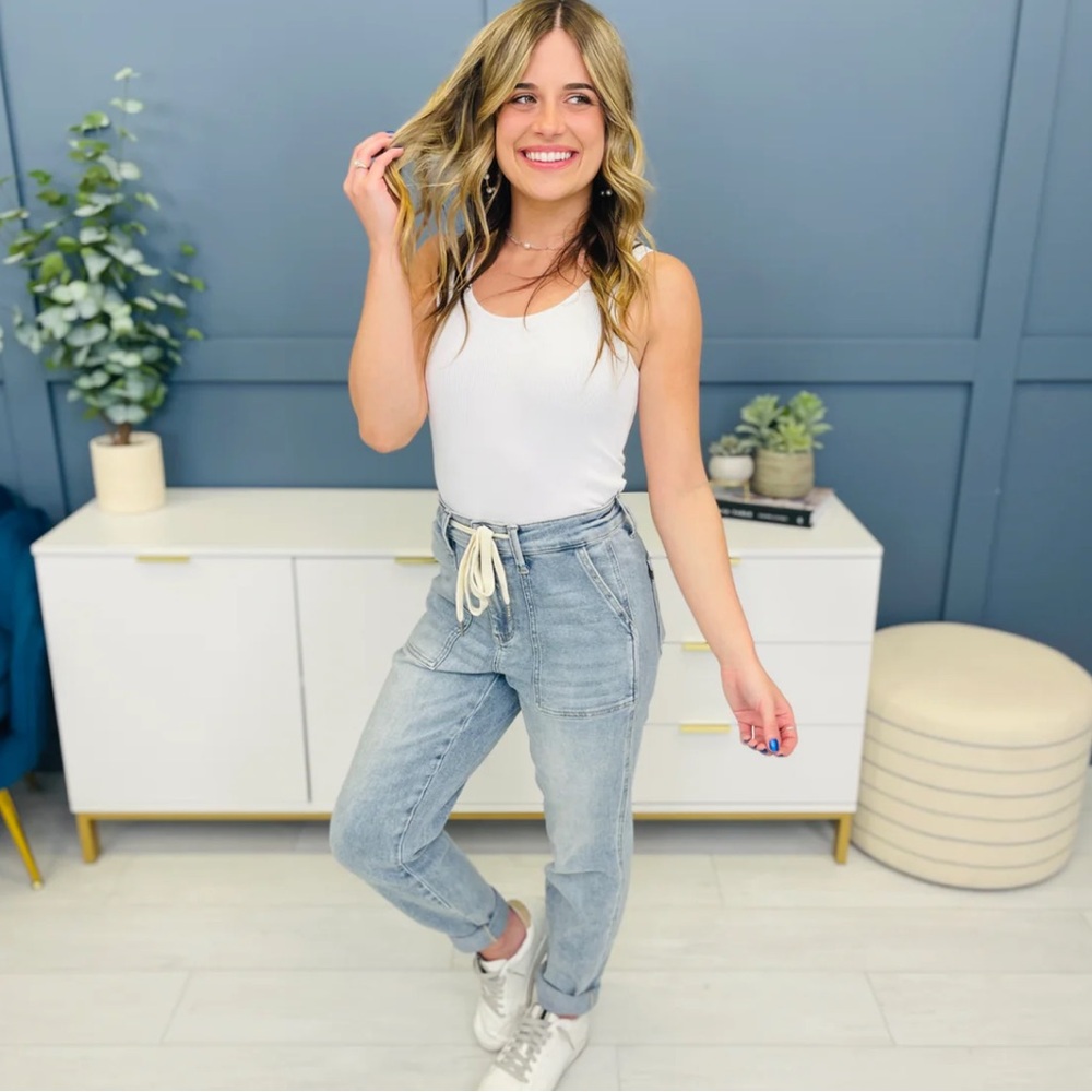 BNWT Judy Blue High Standards Cuffed Denim Joggers